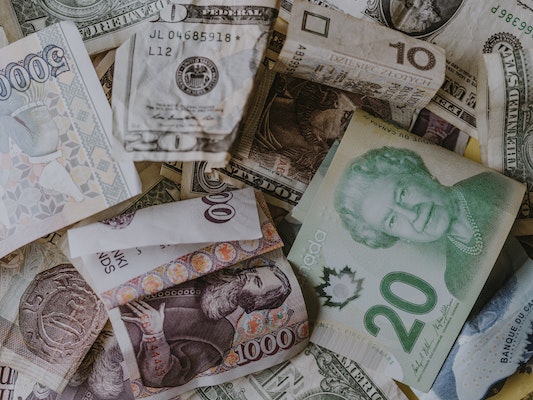 /static/media/image-currency.1b385bf9f62bf25ef22d.jpg